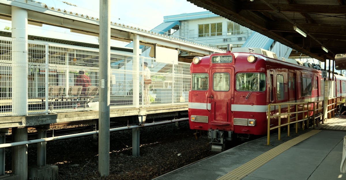 Global Gas Prices: US vs. Hong Kong Shock