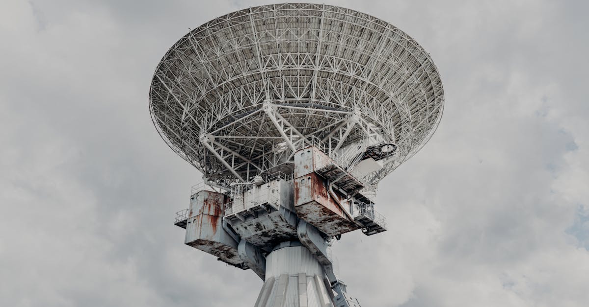 Amazon Blames SpaceX in Satellite Showdown